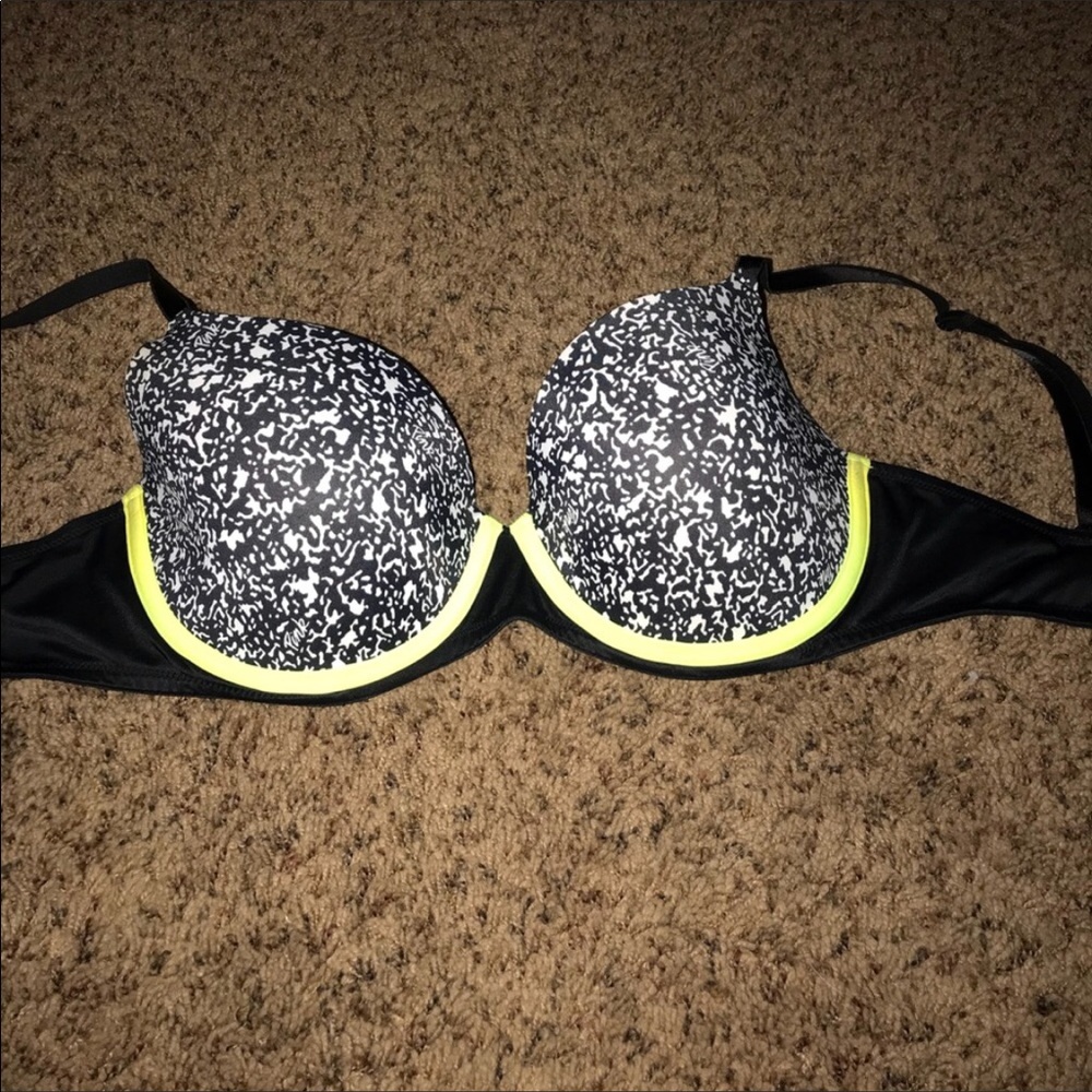 VS Bra!
